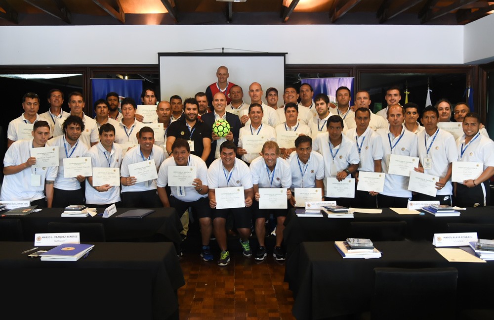 WORKSHOP CONMEBOL FUTBOL PLAYA 2017